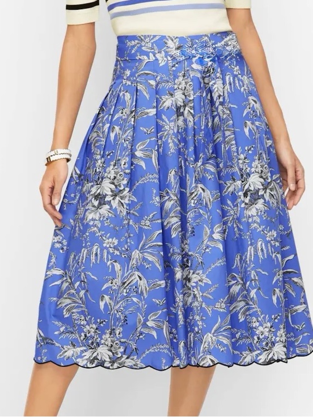 Talbots Blue Floral Scalloped Midi Skirt | Size 4
